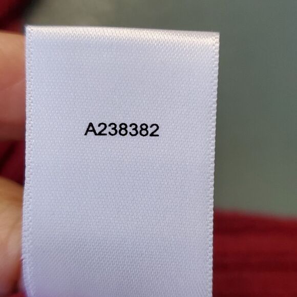 KELLY, by Clinton Kelly, cable knit sweater with sequins. Size large. Be…‎ - Picture 8 of 9